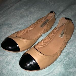 Steve Madden ‘Favoryte’ Flats